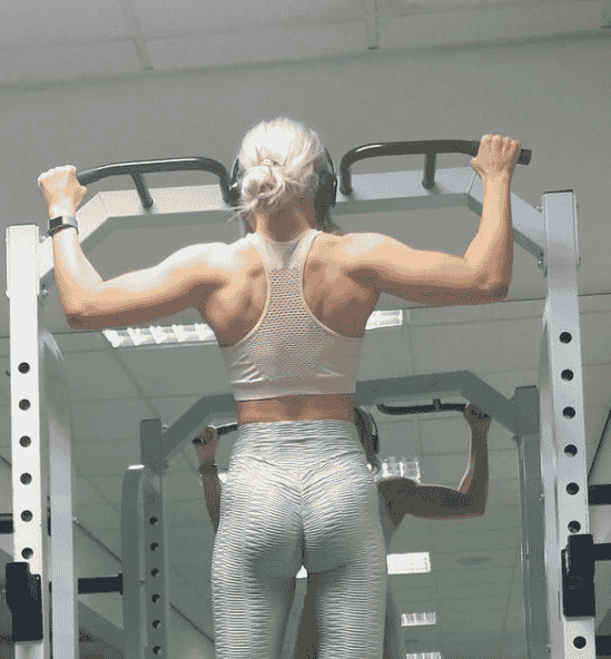 10 Inspiring fit females on Instagram for Motivation